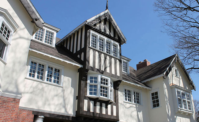 Parrett windows