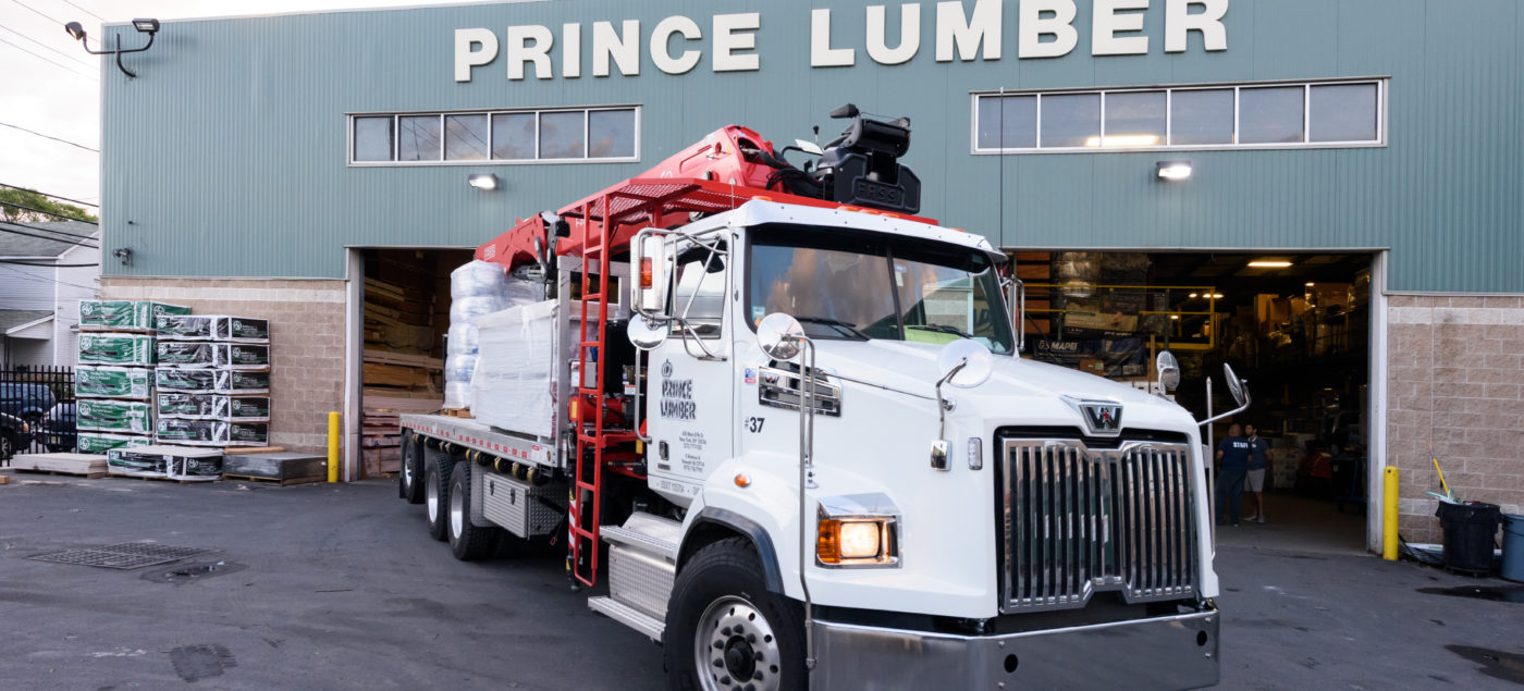 boom-truck-large-lumberyard